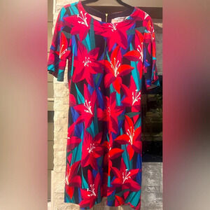 Tommy Bahama round neck floral print dress, size Medium